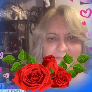 Meet your Posher, Damaris